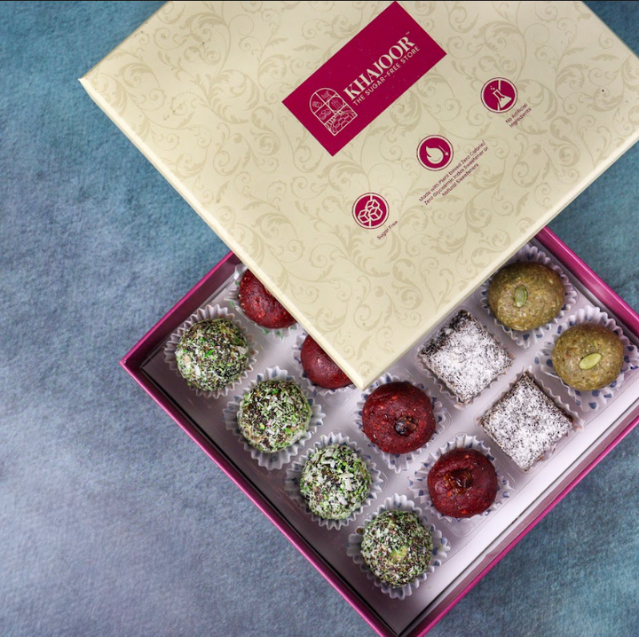 Premium Box of 16 - Khajoor Mix