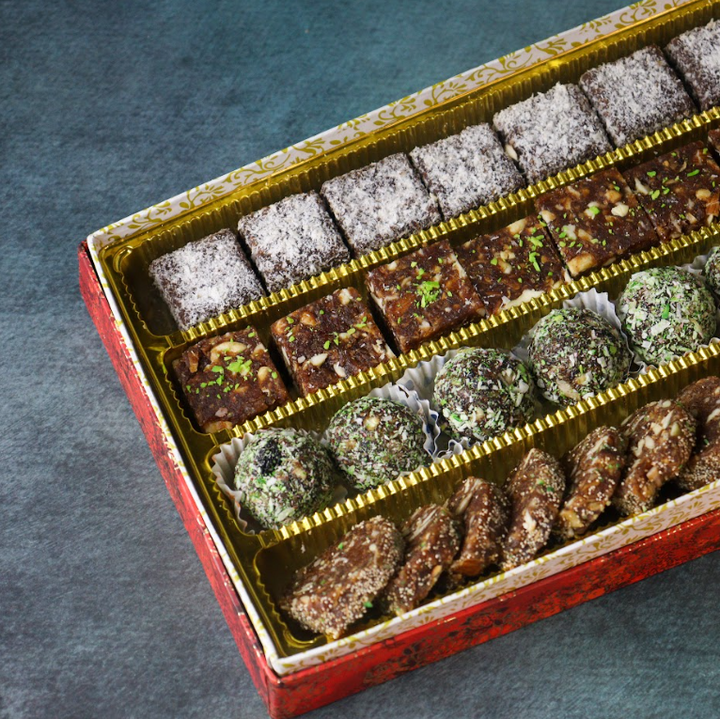 1 kg Assortment Box – Delectable Sugar-Free Sweets