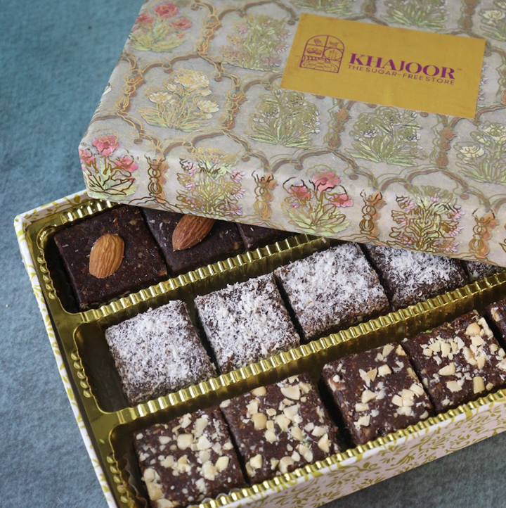 500 gr Assortment Box – Chocolate & Nut Delights